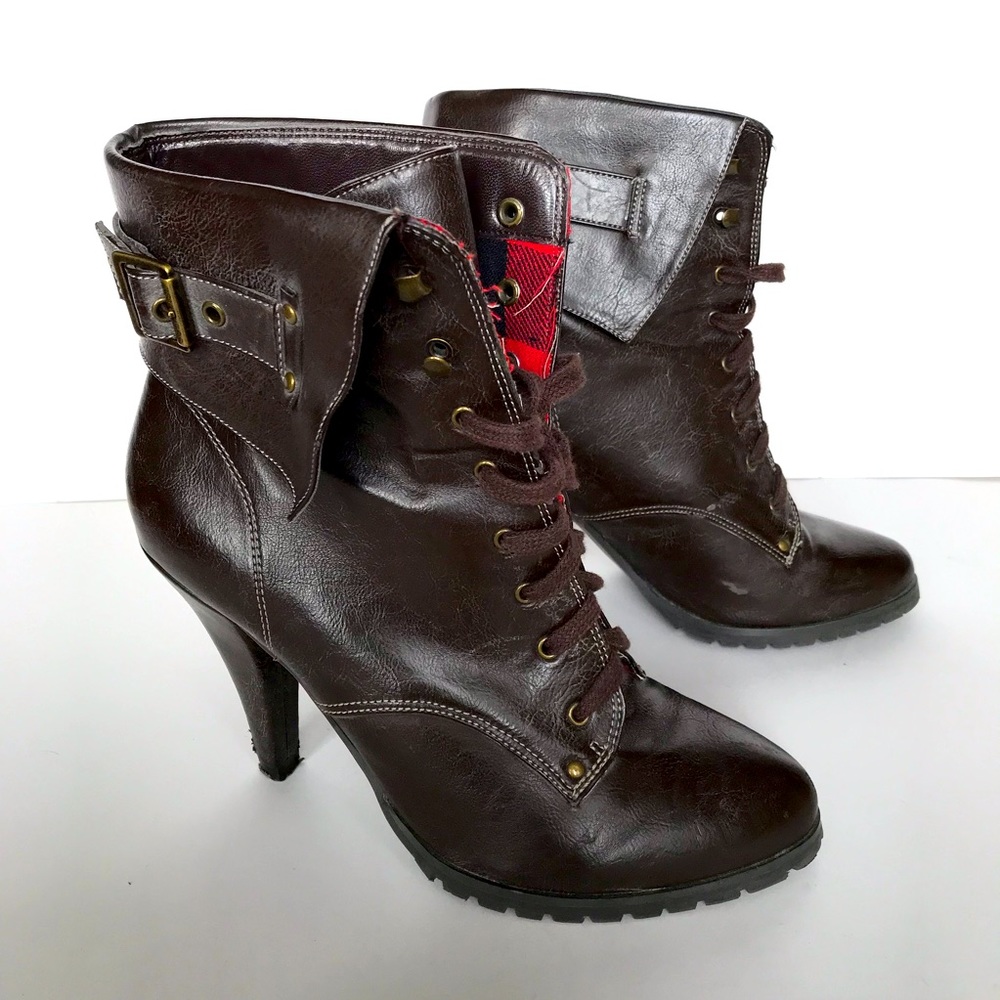Guess military-style booties
